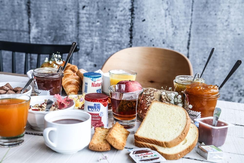 B&B Hotel Niort Marais Poitevin Est Εξωτερικό φωτογραφία