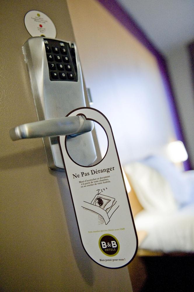 B&B Hotel Niort Marais Poitevin Est Εξωτερικό φωτογραφία