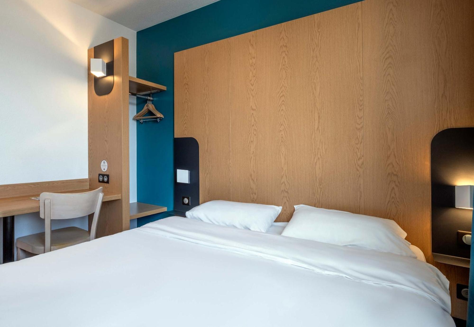 B&B Hotel Niort Marais Poitevin Est Εξωτερικό φωτογραφία