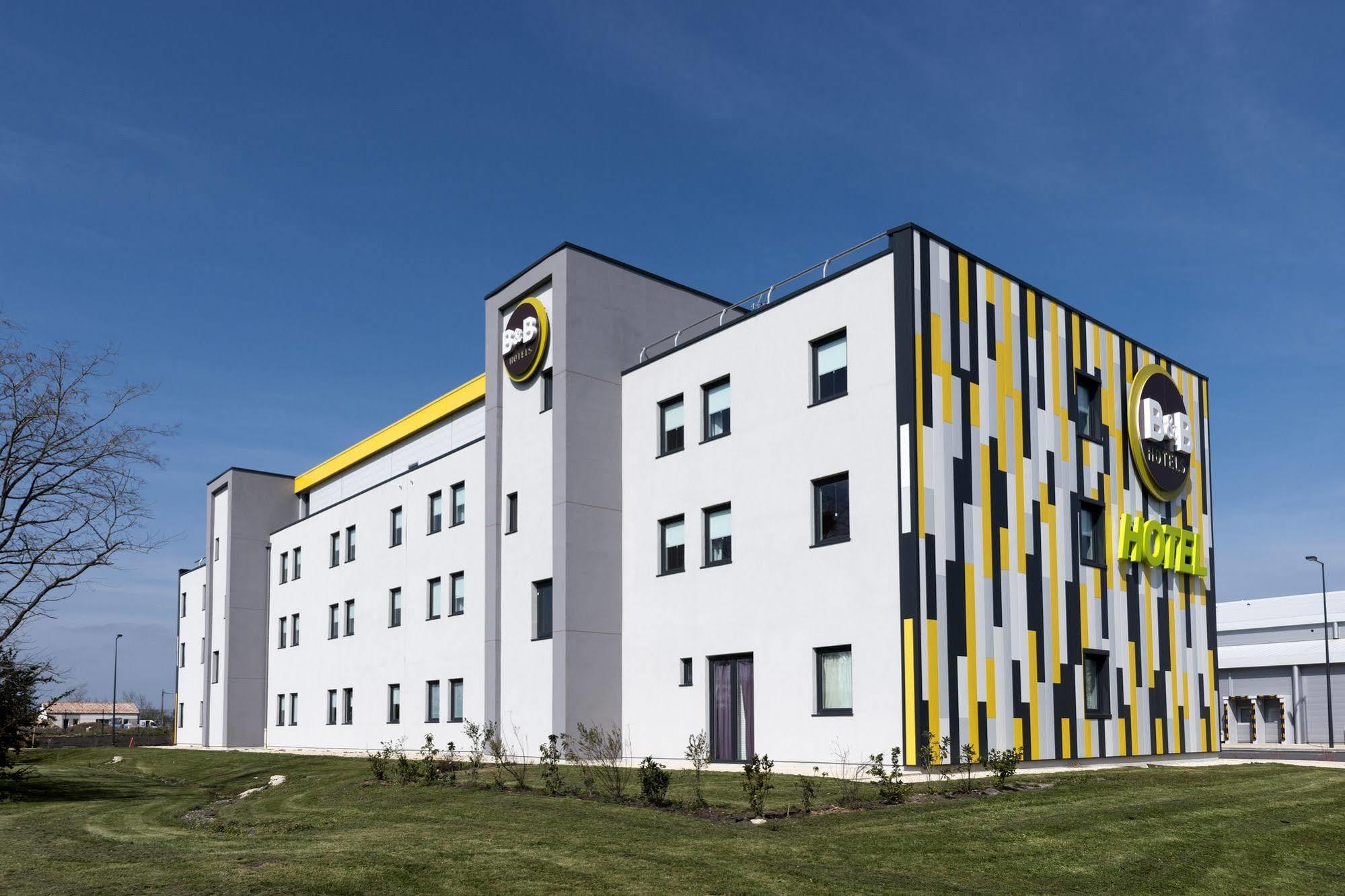 B&B Hotel Niort Marais Poitevin Est Εξωτερικό φωτογραφία