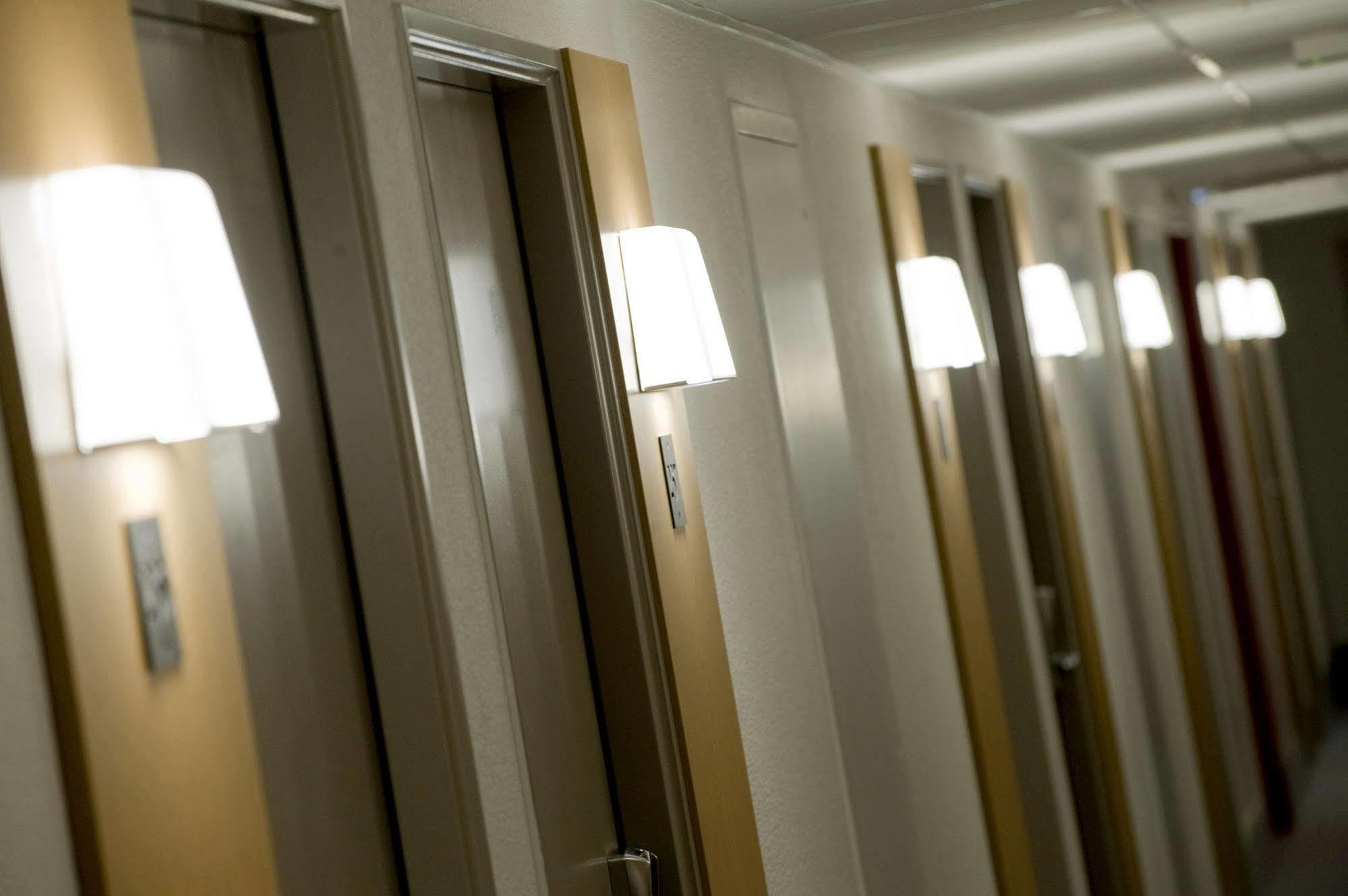 B&B Hotel Niort Marais Poitevin Est Εξωτερικό φωτογραφία